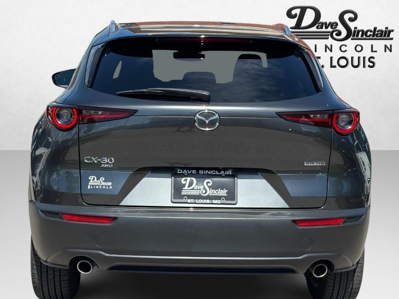 Mazda CX-30 Vehicle Full-screen Gallery Image 04