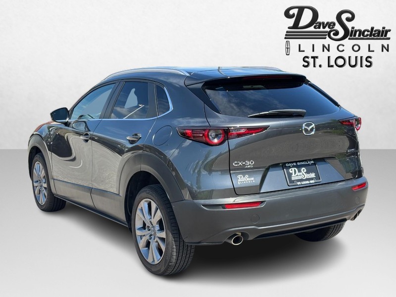 Mazda CX-30 Vehicle Full-screen Gallery Image 05