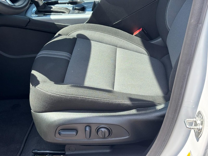 Chevrolet Blazer Vehicle Full-screen Gallery Image 15