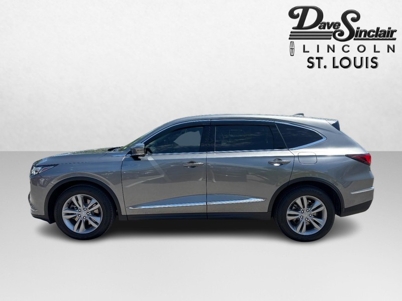Acura MDX Vehicle Full-screen Gallery Image 06