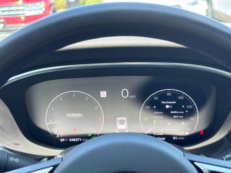 Acura MDX Vehicle Full-screen Gallery Image 20