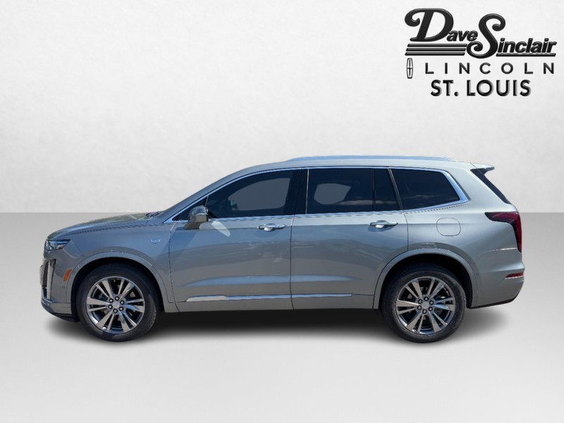 Cadillac XT6 Vehicle Full-screen Gallery Image 06