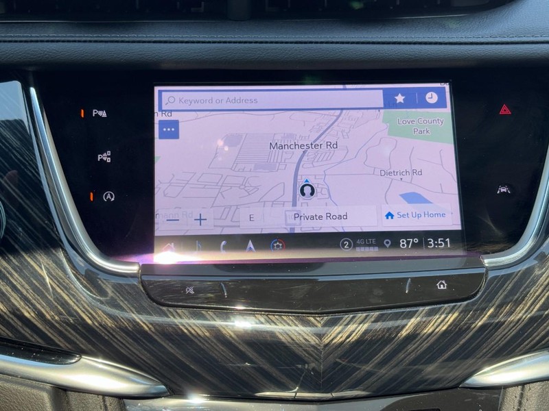 Cadillac XT6 Vehicle Full-screen Gallery Image 21