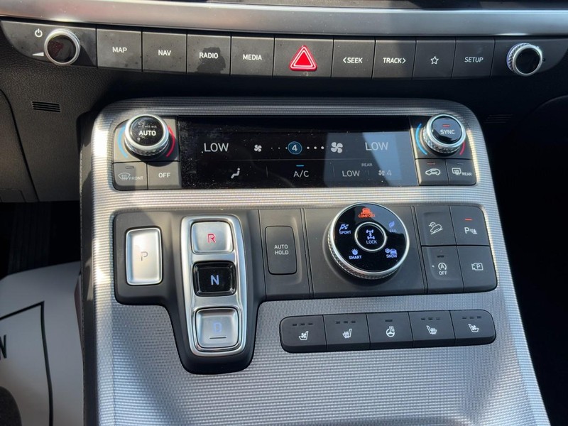 Hyundai Palisade Vehicle Full-screen Gallery Image 27