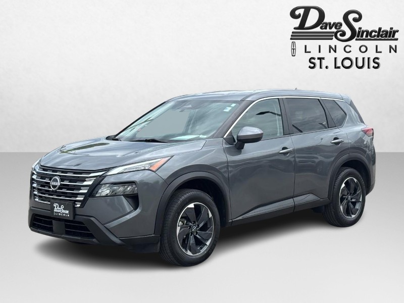 Nissan Rogue Vehicle Full-screen Gallery Image 07