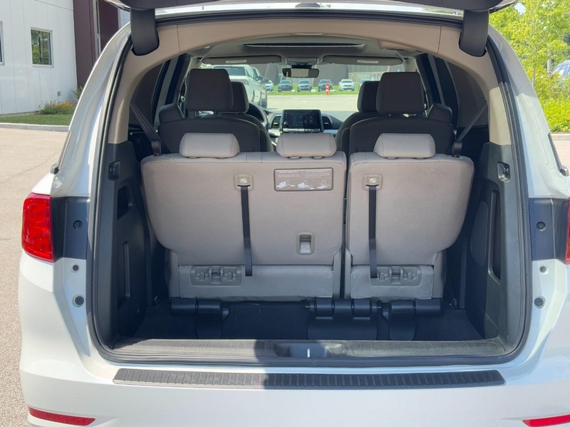 Honda Odyssey Vehicle Full-screen Gallery Image 10