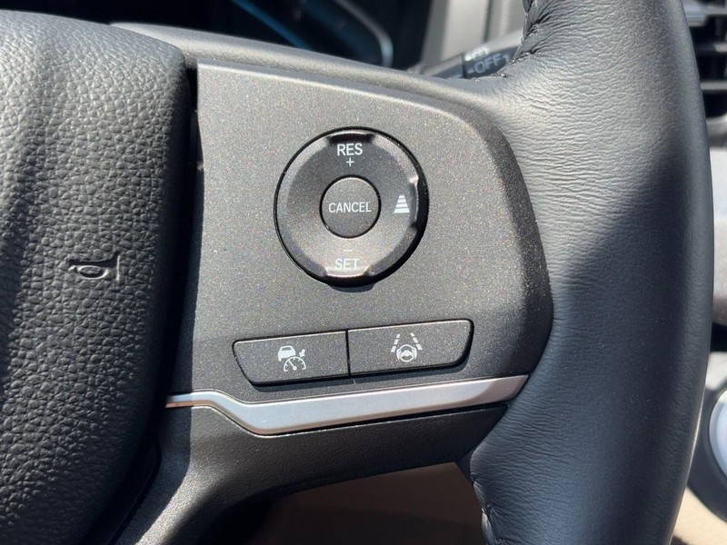 Honda Odyssey Vehicle Full-screen Gallery Image 21
