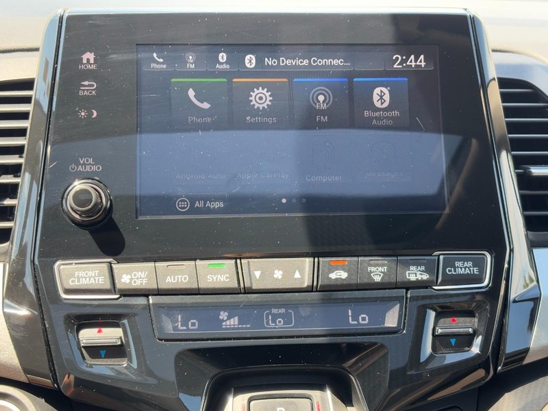 Honda Odyssey Vehicle Full-screen Gallery Image 23