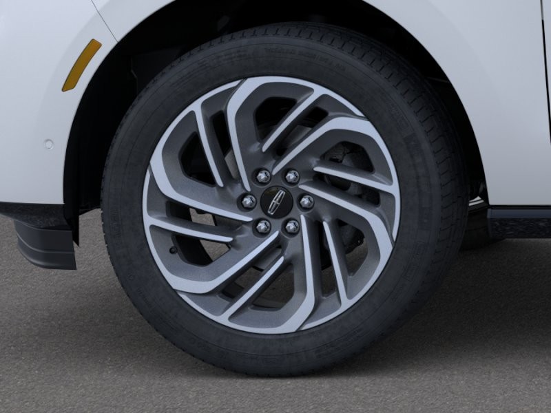 Lincoln Navigator Vehicle Full-screen Gallery Image 20