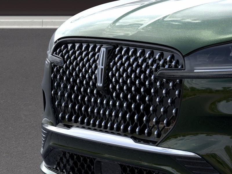 Lincoln Aviator Vehicle Full-screen Gallery Image 18