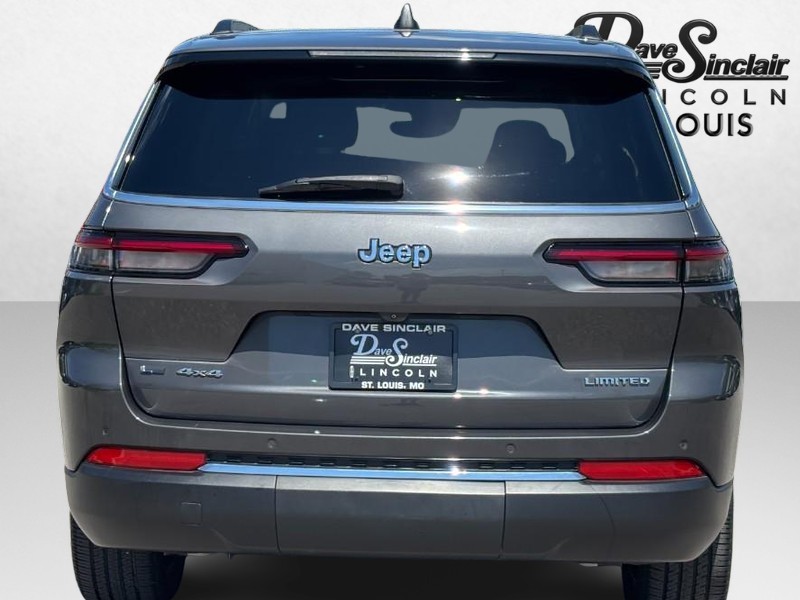 Jeep Grand Cherokee L Vehicle Full-screen Gallery Image 04