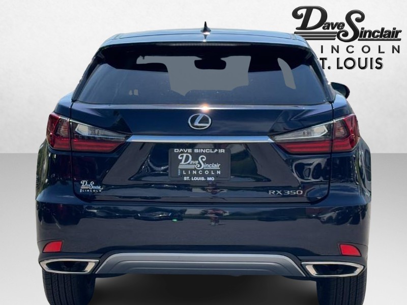 Lexus RX Vehicle Full-screen Gallery Image 04