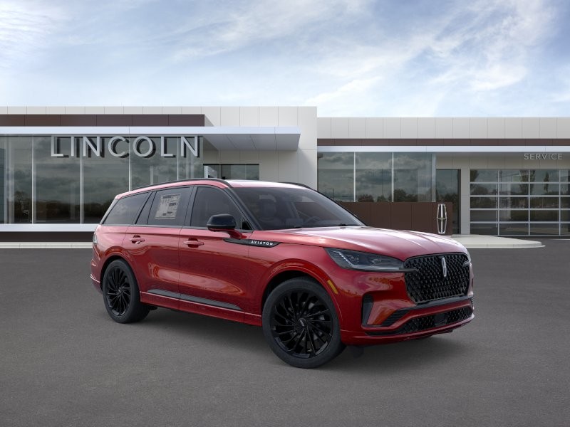 Lincoln Aviator Vehicle Full-screen Gallery Image 07