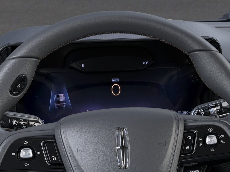 Lincoln Aviator Vehicle Full-screen Gallery Image 14