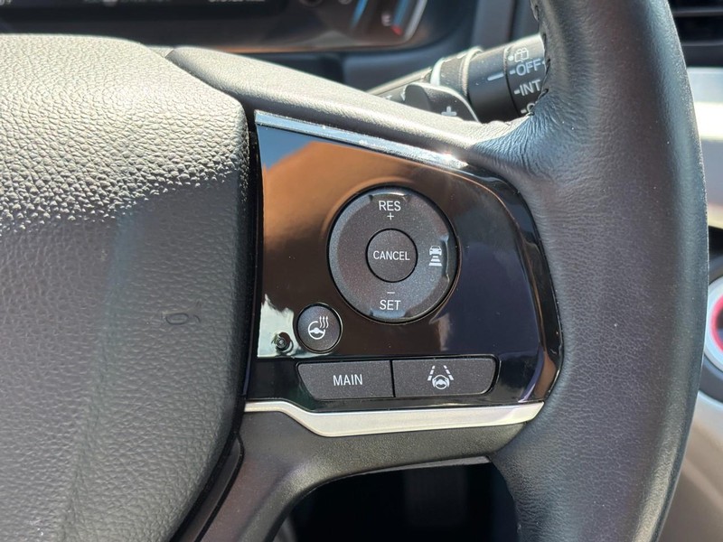 Honda Odyssey Vehicle Full-screen Gallery Image 21
