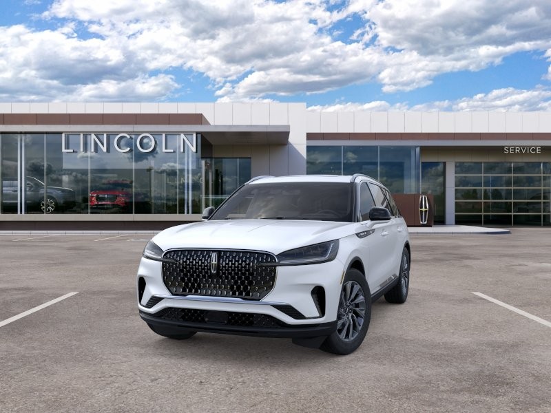 Lincoln Aviator Vehicle Full-screen Gallery Image 02