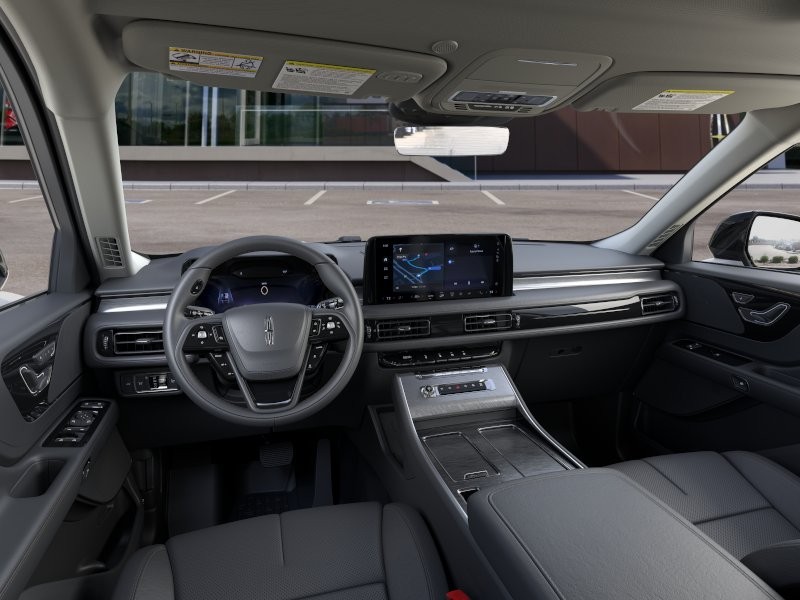 Lincoln Aviator Vehicle Full-screen Gallery Image 10