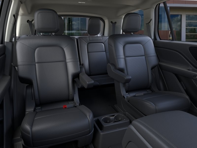 Lincoln Aviator Vehicle Full-screen Gallery Image 12