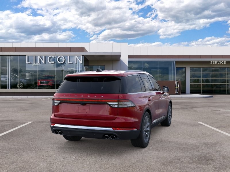 Lincoln Aviator Vehicle Full-screen Gallery Image 09