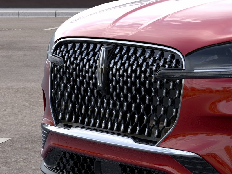 Lincoln Aviator Vehicle Full-screen Gallery Image 18