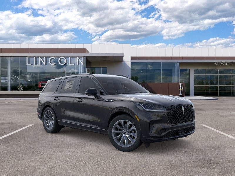 Lincoln Aviator Vehicle Full-screen Gallery Image 07