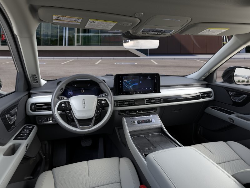 Lincoln Aviator Vehicle Full-screen Gallery Image 10