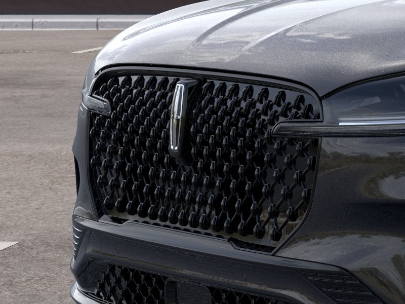 Lincoln Aviator Vehicle Full-screen Gallery Image 18
