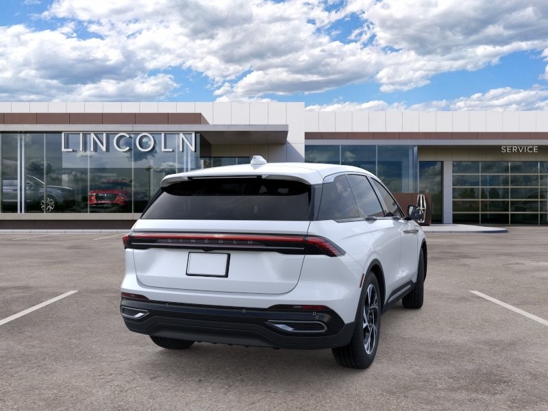 Lincoln Nautilus Vehicle Full-screen Gallery Image 09