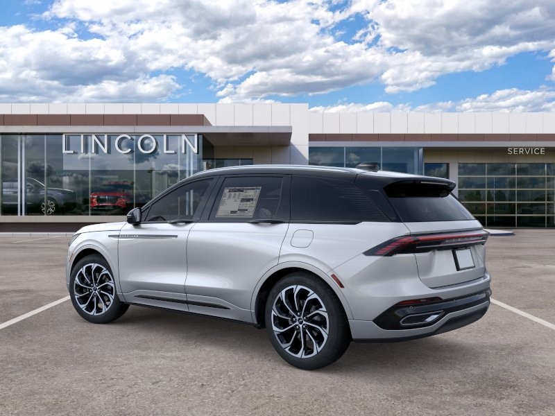 Lincoln Nautilus Vehicle Full-screen Gallery Image 04