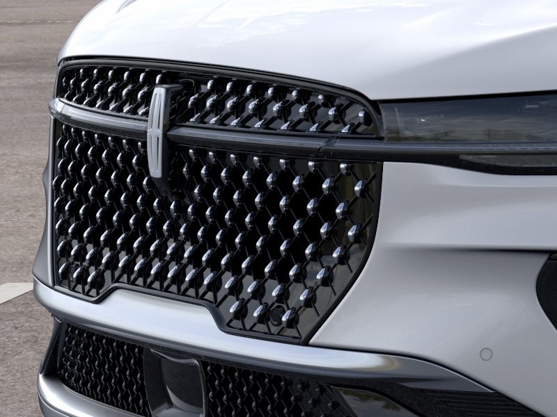 Lincoln Nautilus Vehicle Full-screen Gallery Image 18