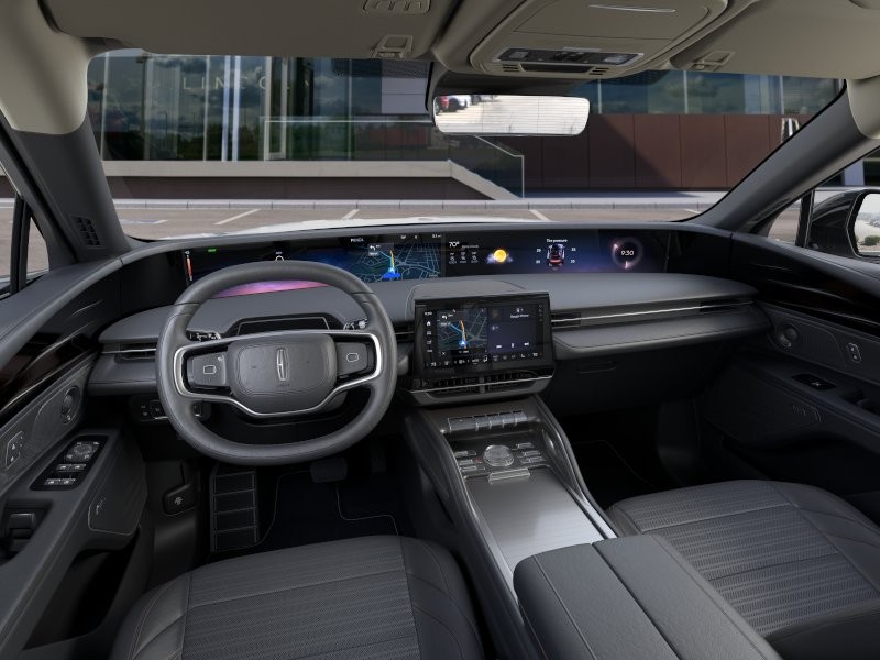 Lincoln Nautilus Vehicle Full-screen Gallery Image 10