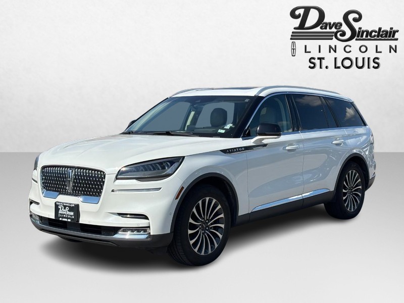 Lincoln Aviator Vehicle Full-screen Gallery Image 07
