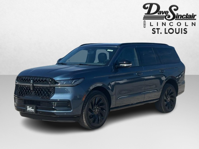 Lincoln Navigator Vehicle Full-screen Gallery Image 07