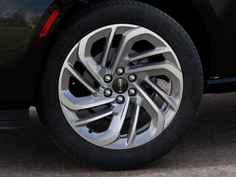 Lincoln Navigator L Vehicle Full-screen Gallery Image 20