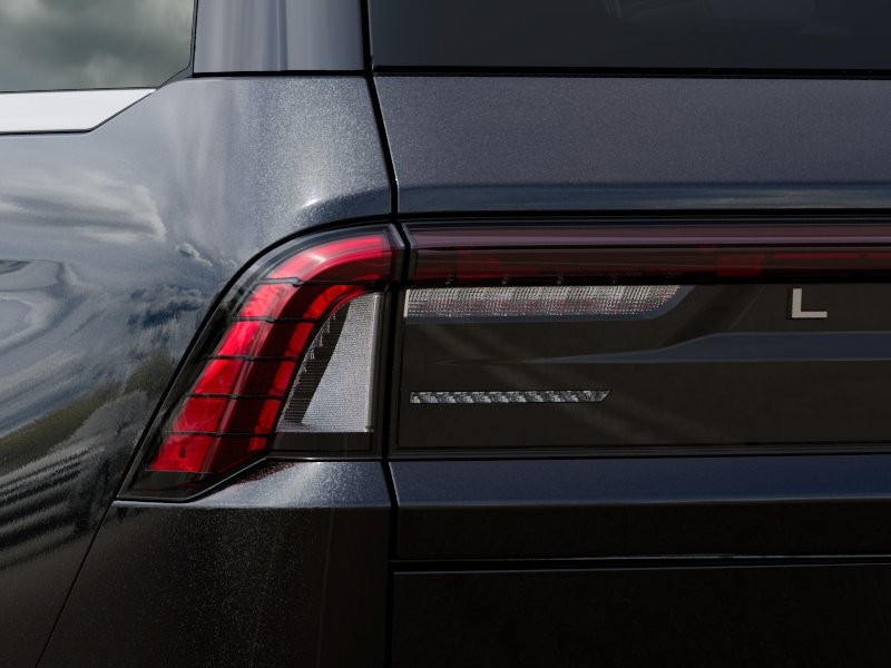 Lincoln Navigator L Vehicle Full-screen Gallery Image 22