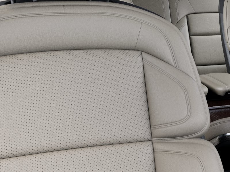 Lincoln Navigator Vehicle Full-screen Gallery Image 17