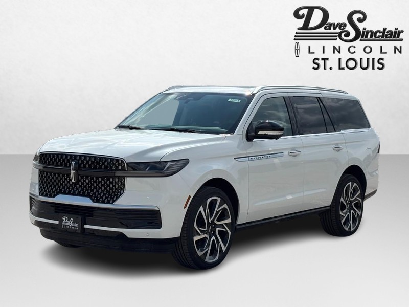 Lincoln Navigator Vehicle Full-screen Gallery Image 07