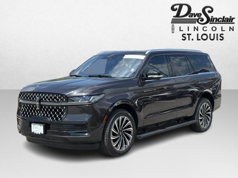 Lincoln Navigator Vehicle Full-screen Gallery Image 07