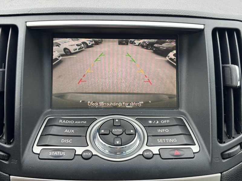 INFINITI G37 Sedan Vehicle Full-screen Gallery Image 23