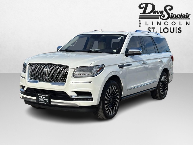 Lincoln Navigator Vehicle Full-screen Gallery Image 07