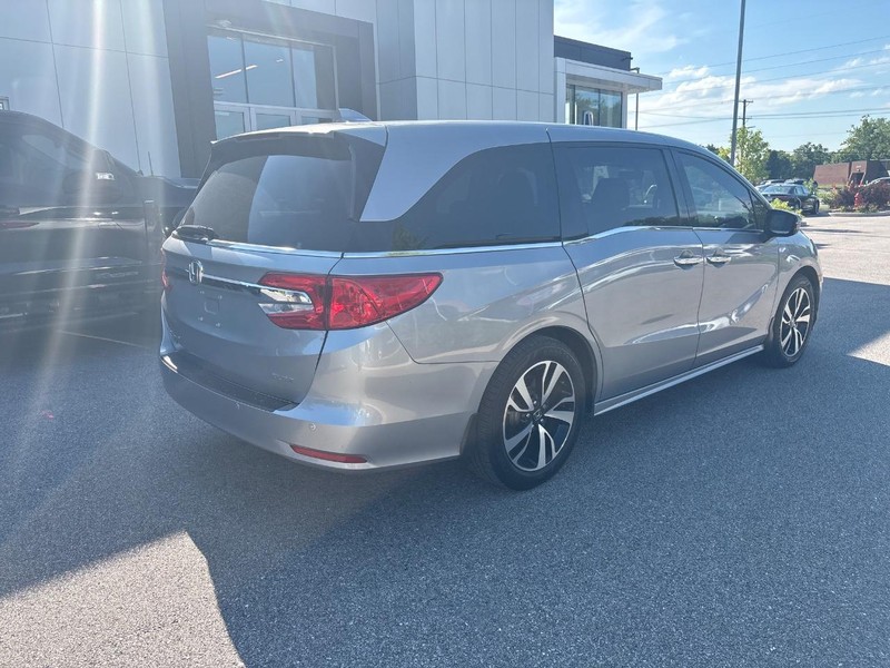 Honda Odyssey Vehicle Full-screen Gallery Image 03