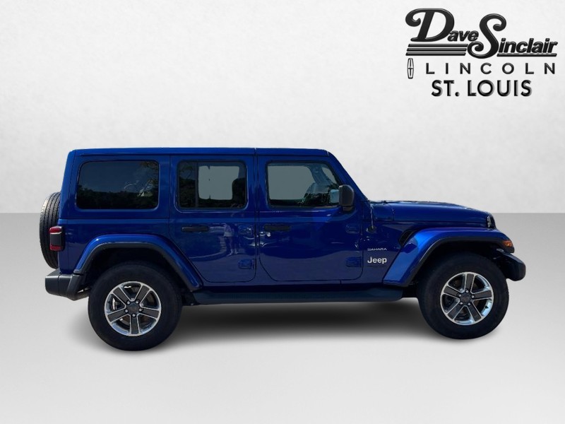 Jeep Wrangler Unlimited Vehicle Full-screen Gallery Image 02