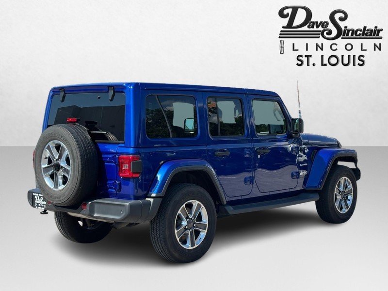 Jeep Wrangler Unlimited Vehicle Full-screen Gallery Image 03
