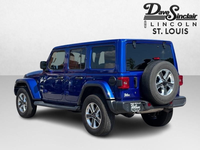 Jeep Wrangler Unlimited Vehicle Full-screen Gallery Image 05