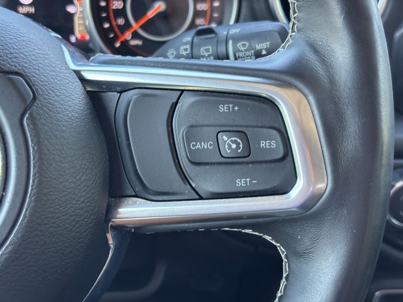 Jeep Wrangler Unlimited Vehicle Full-screen Gallery Image 19