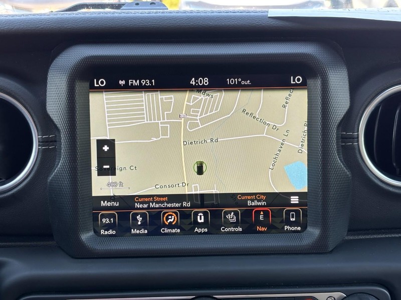 Jeep Wrangler Unlimited Vehicle Full-screen Gallery Image 22
