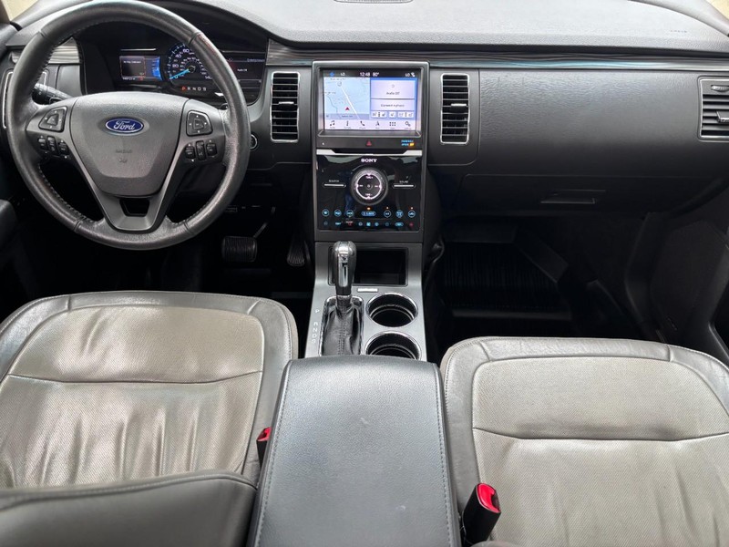 Ford Flex Vehicle Full-screen Gallery Image 18