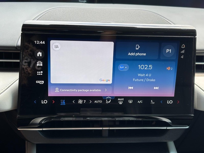Lincoln Nautilus Vehicle Full-screen Gallery Image 20