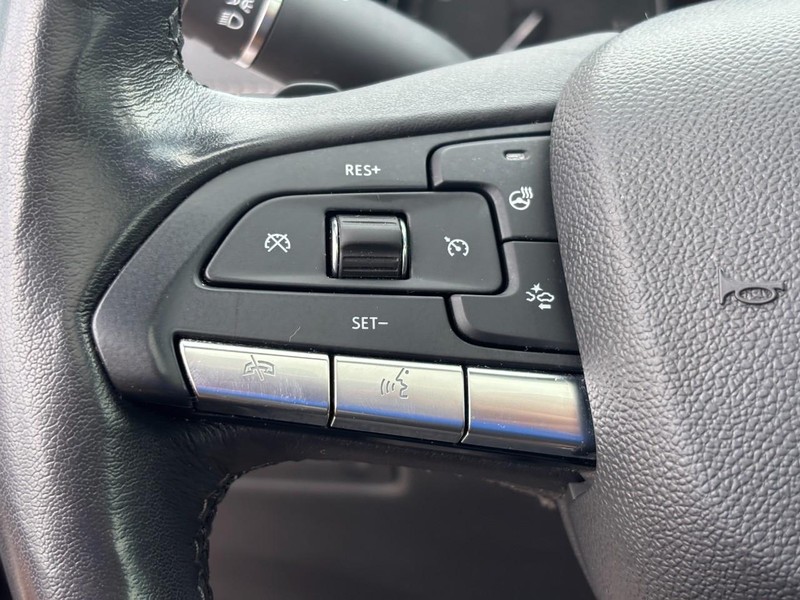Cadillac XT4 Vehicle Full-screen Gallery Image 17