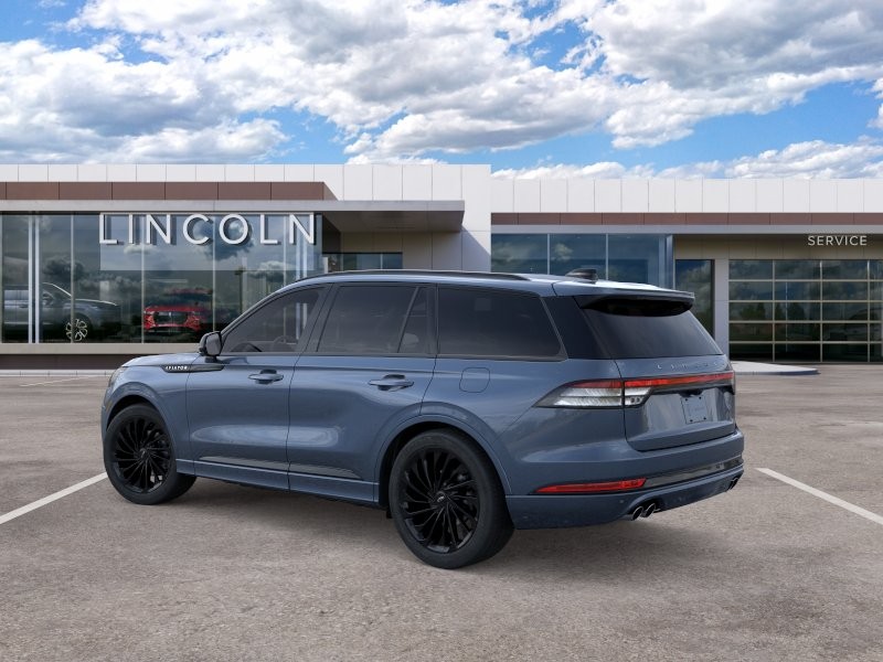 Lincoln Aviator Vehicle Full-screen Gallery Image 04
